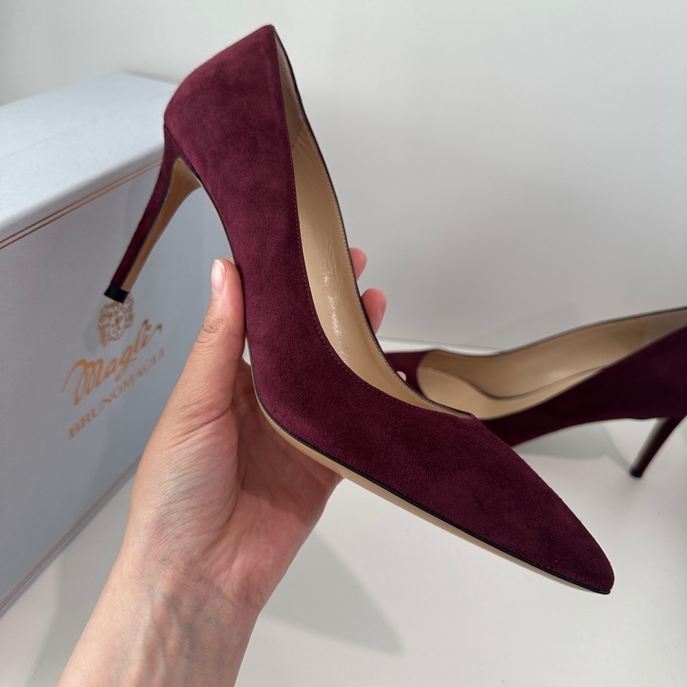 Bruno Magli Allegra 85 Pumps Size 39 Pointy Toe Suede Stiletto Classic NEW - Picture 7 of 12